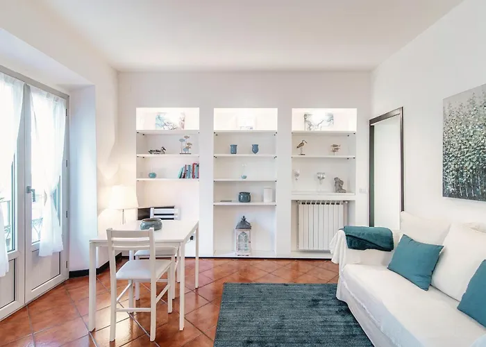 Celeste - By Myhomeincomo דירה קומו