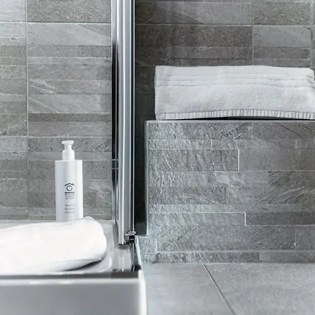 Celeste - By Myhomeincomo Διαμέρισμα *